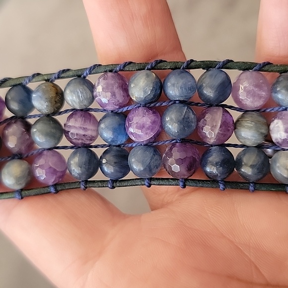 Amethyst, Agate, Beaded Bracelet - Picture 2 of 3